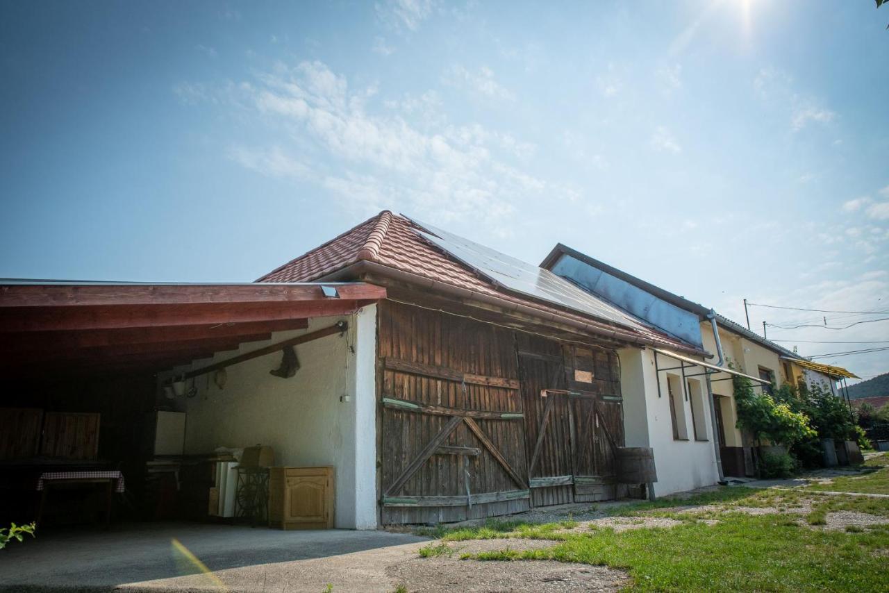 Zempleni Szallashely Fony Exterior photo